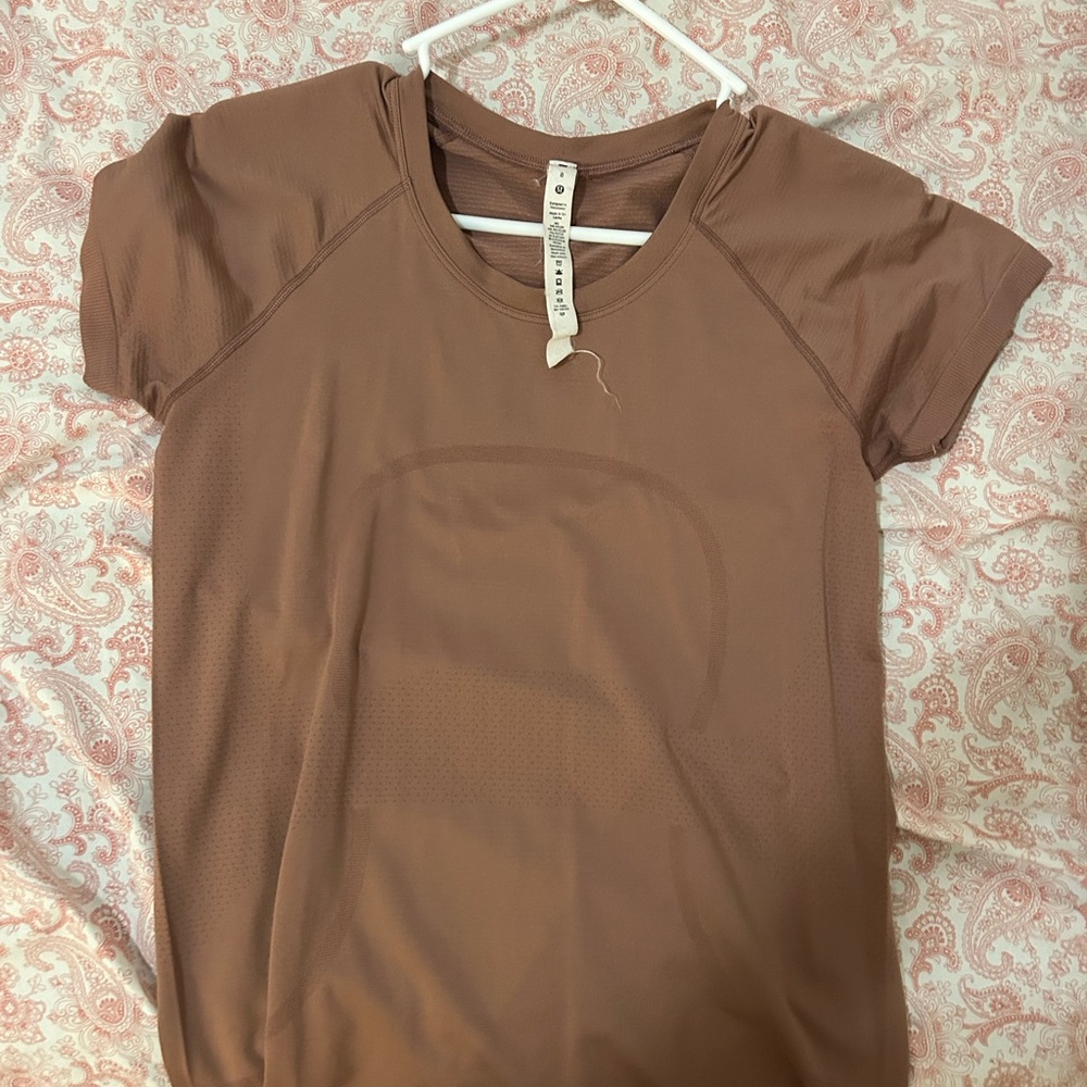lululemon athletica Brown Short Sleeve Tee